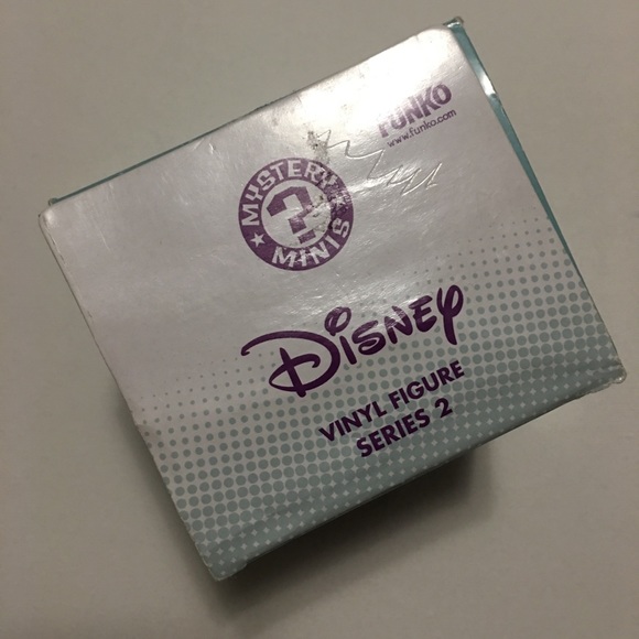 Disney Beast Vinyl Figurine - Picture 12 of 13